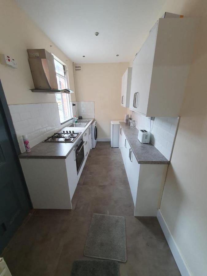 2 Bedroom House - Hopefield Road Leicester Ngoại thất bức ảnh