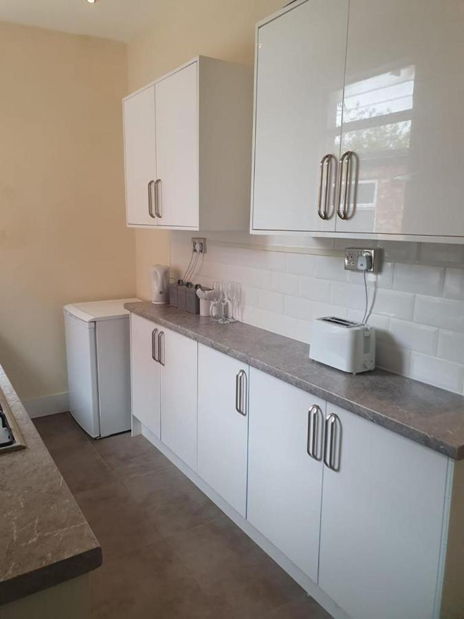2 Bedroom House - Hopefield Road Leicester Ngoại thất bức ảnh