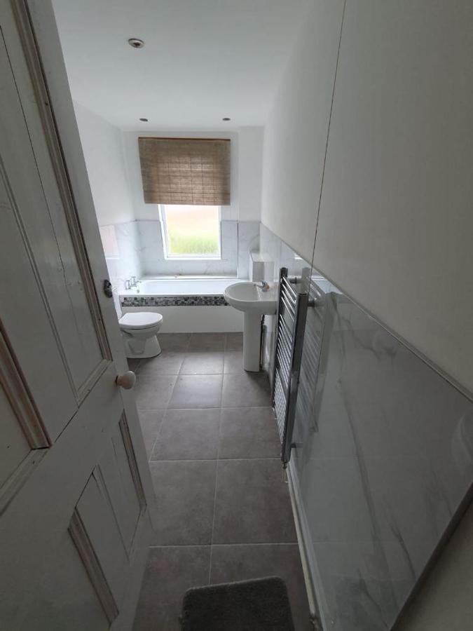 2 Bedroom House - Hopefield Road Leicester Ngoại thất bức ảnh